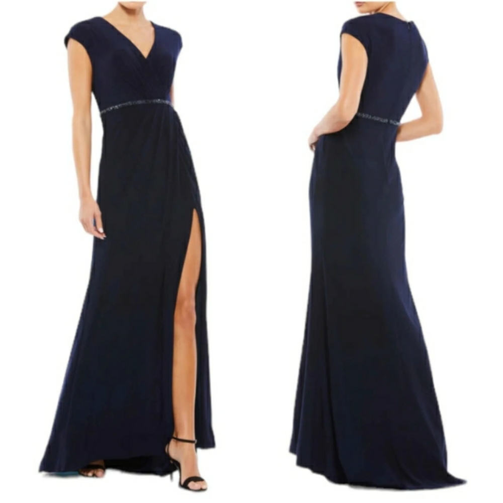 NWT MAC DUGGAL BEADED WAIST EMPIRE NAVY SIZE 10,12.